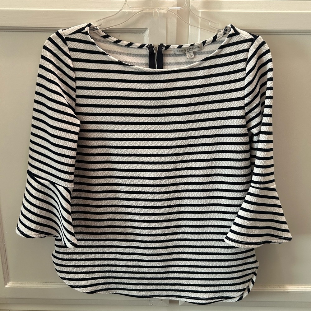 Blouse size small